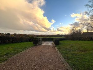 Photo 6- click for photo gallery